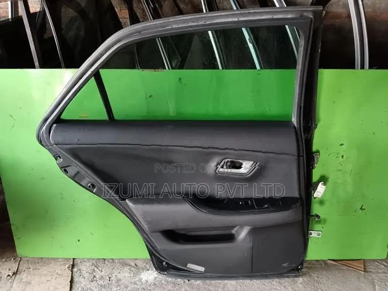 Toyota Crown GRS 200 4 Door set