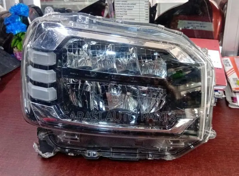 Suzuki Taft Head Light
