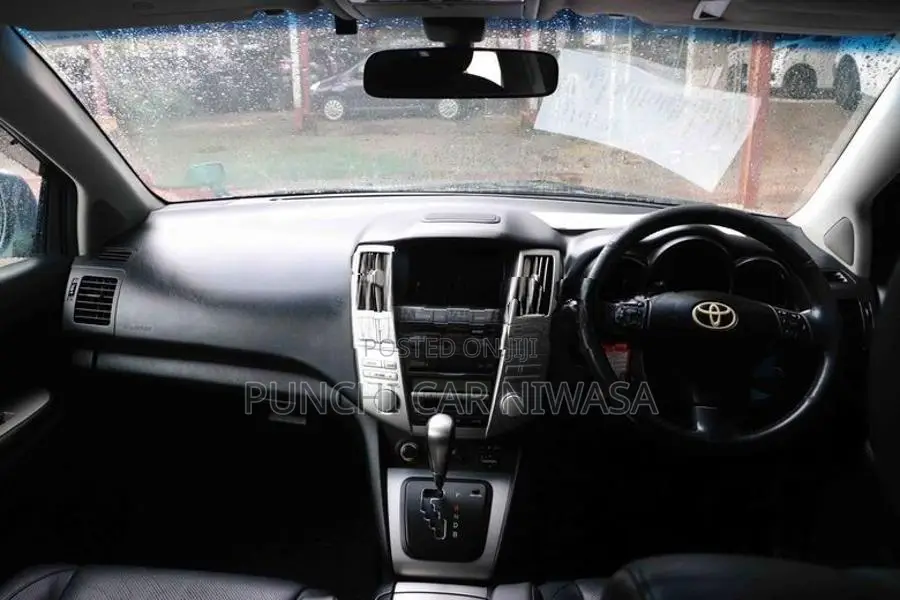 Toyota Harrier 2009