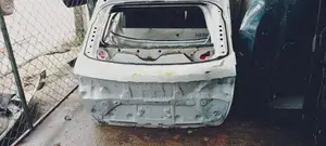Honda Vezel 2025 Dicky Door