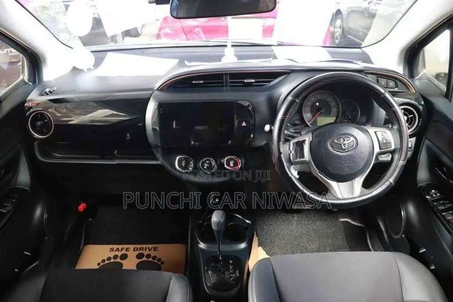 Toyota Vitz 2018