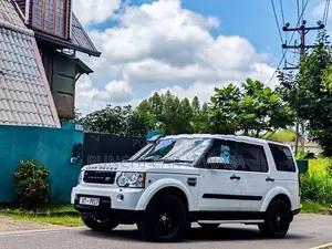 Land Rover Discovery 2011