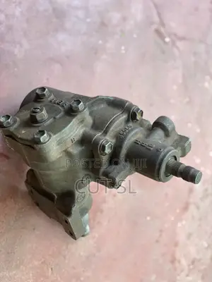 Steering Box Toyota Hilux LN106