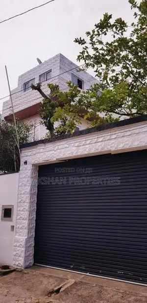 Two Storey House for Sale in Boralesgamuwa Werahera