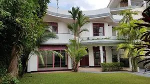 BATTARAMULLA : 5-BR (20P) PRIME HOUSE FOR RENT