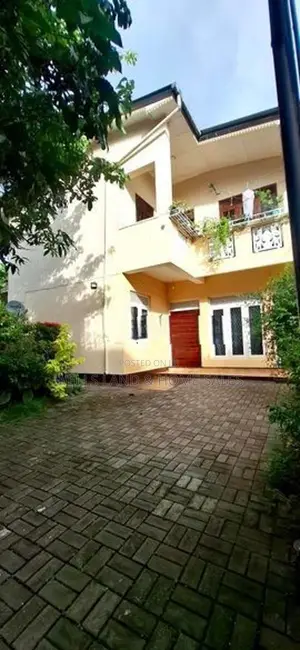 Two Storied House For Rent - Colombo 5