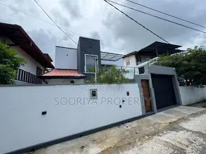Brand New 2 Story House for Sale in Piliyandala