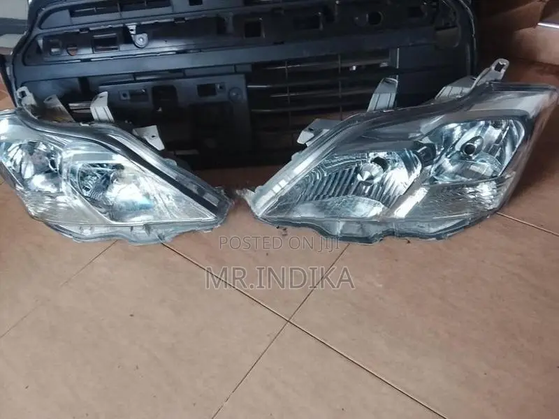 Toyota premio xenon head light