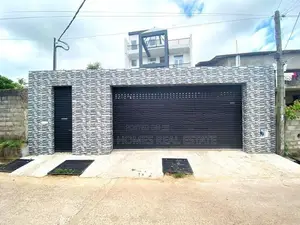 Commercial Building for Rent – Koswatta
