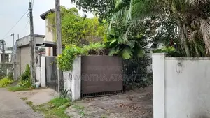 Highly Residential Land with House for Sale - Nugegoda