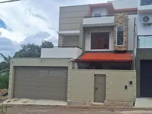 Beautiful Luxury House for Sale in Piliyandala