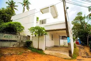 Luxury 3 Bedroom Modern House – Panadura - 5 perches