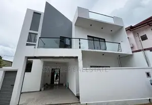 Modern Luxury House for Sale in Athurugiriya