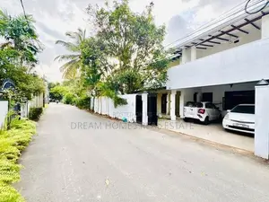 Elegant 2-Storey House for Sale – Prime Location in Boralesgamuwa