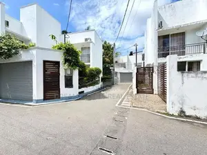 Luxury Family Home for Sale Near Bellanwila Park