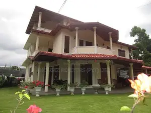 Prime Three-Storey House for Sale – Kengalla Town
