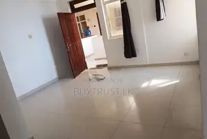 Apartment for Sale in Colombo 04