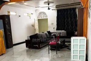 Two Story House for Sale in Colombo 15