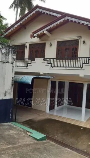 52perch Land with swimming pool House for sale in Godigamuwa