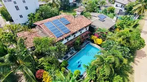 Lakefront Luxury Residence for Sale in Moratuwa