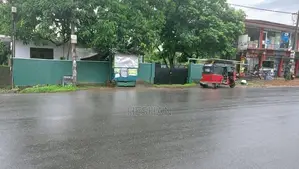 Commercial property for rent