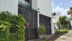 3 Story House In Battaramulla For Sale