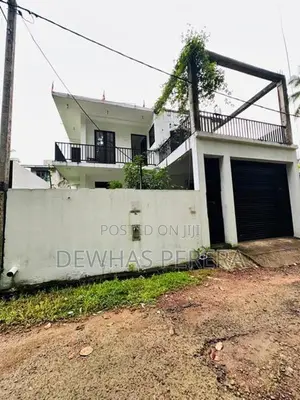 2 story morden new house anagarika asapuwa near waboda kadawata