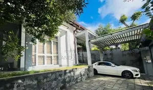 Luxury House For Sale - Nugegoda