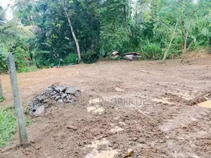 Land for Sale in Wanaguru Mawatha Hokandara