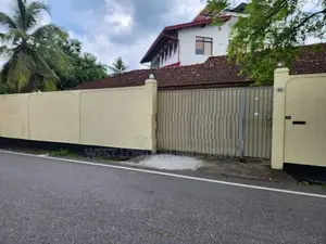 Valuable House with Prime Land for Sale Pitakotte