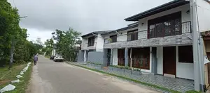 Stunning Lake View Residence for Sale – Attidiya, Dehiwala