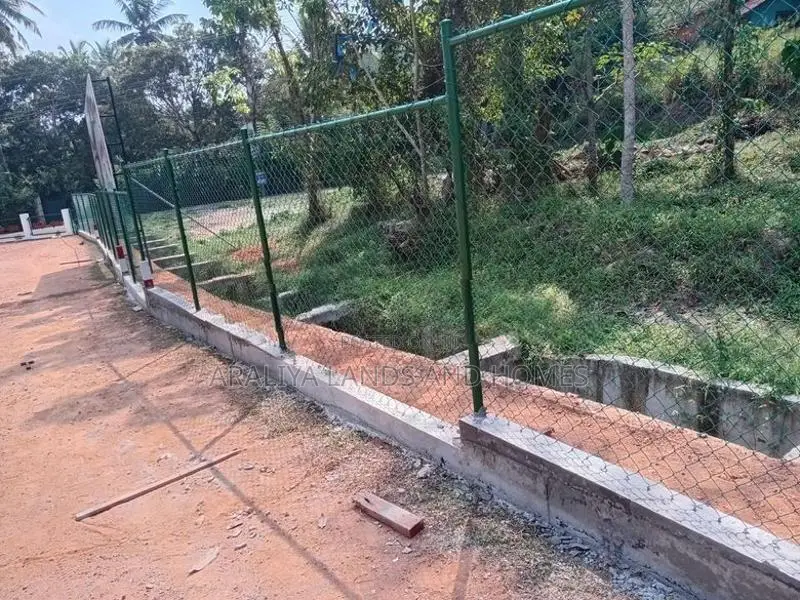 Oruthota නේවාසික බිම් කොටස්