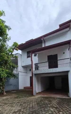 Fully Renovated 4 Bedroom 3 Bath House for Rent in Dehiwala