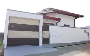 Beautiful Luxury House for Sale in Kahathuduwa, Kesbewa