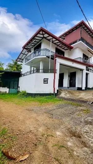 Beautiful 3-Storey House with Modern Amenities for Sale in Pannipitiya