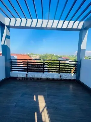 Rajagiriya Luxury Three Storey Modern House For Sale,සුඛෝපභෝගි නිවසක්