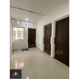 Unfurnished 2Story Single House 6 Rooms