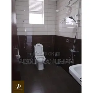 Unfurnished 2Story Single House 6 Rooms