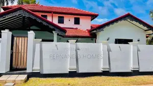 Excellent Spaciously Built Single Storey House for Sale in Negombo Are