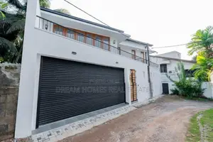 Brand New Luxury 4-Bedroom House for Sale – Kandana