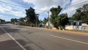 Land for Sale 150M from KKS Road Tellipalai