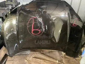 Honda Vezel Bonnet