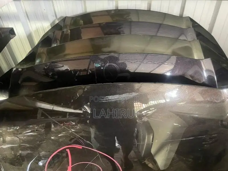 Honda Vezel Bonnet