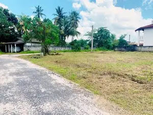 යක්කල නගරයෙන් බිම් කොටස් CH 13847