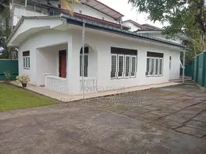 House for Sale in Batharamulla