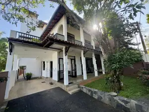 Three-Storey Luxury House for Sale – Malabe