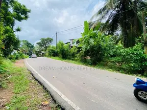 6 Perches Land for Sale in Thalawathugoda Kalalgoda Road