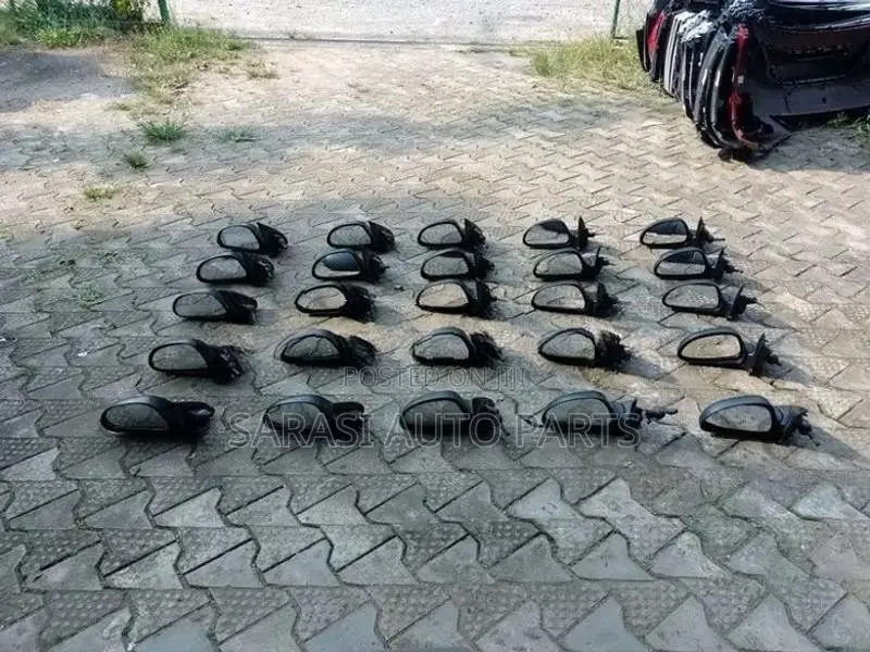 Suzuki Alto side mirrors