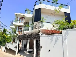 4BR Pelawatta Newly Build Fully Furnished 3 Storey House For Sale