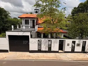 Luxury House for Sale in Kottawa